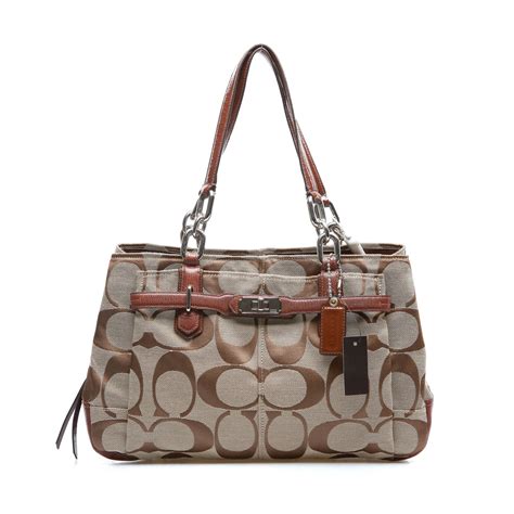 discount coach bags outlet store.